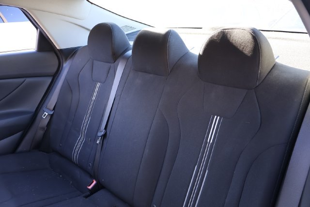 Used 2021 Gray Hyundai SEL image 8