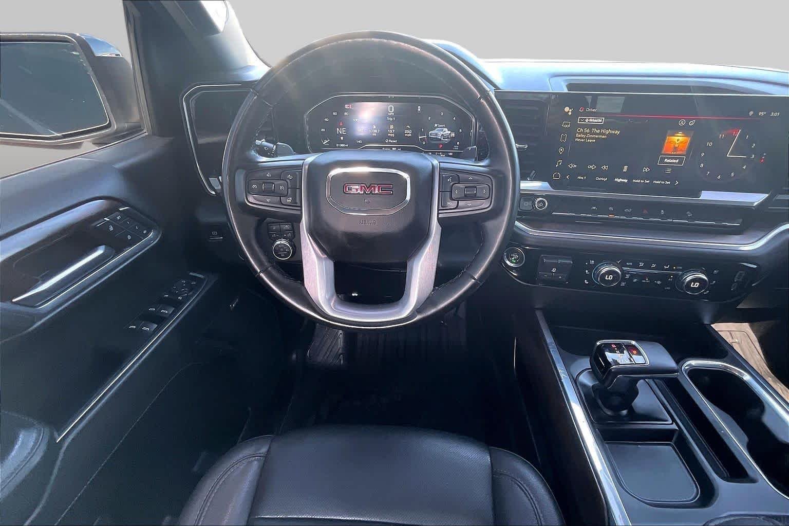 Used 2024 White Frost Tricoat GMC SLT image 6