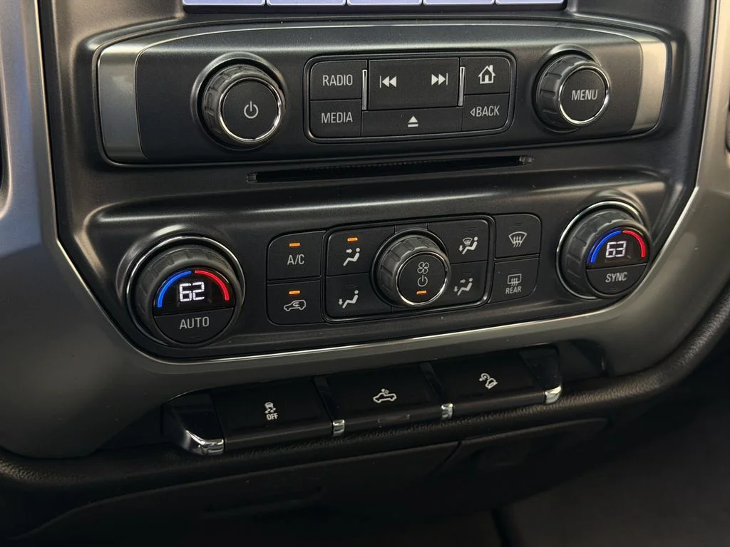 Used 2017 White Chevrolet LT image 5