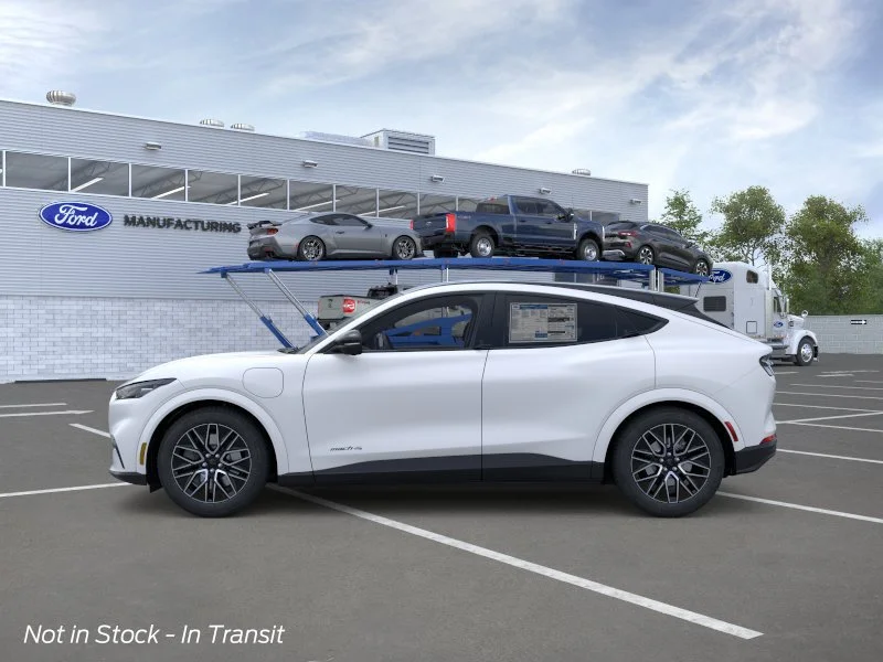 New 2026 Star White Metallic Tri-coat Ford Premium image 3