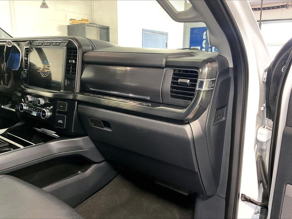 Used 2023 White Ford Lariat image 13