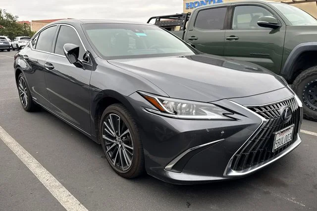 Used 2022 Gray Lexus 300h image 2