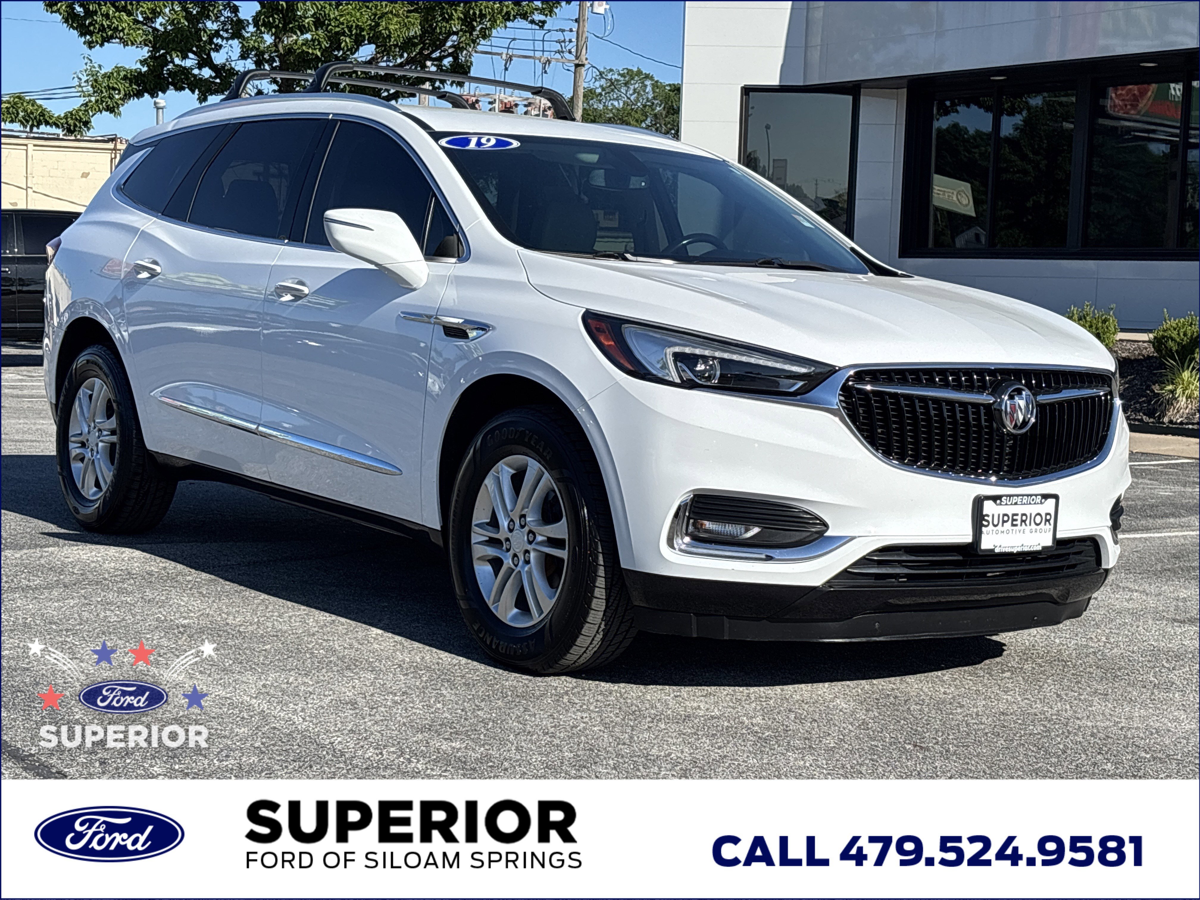 2019 Buick Enclave Essence's photo