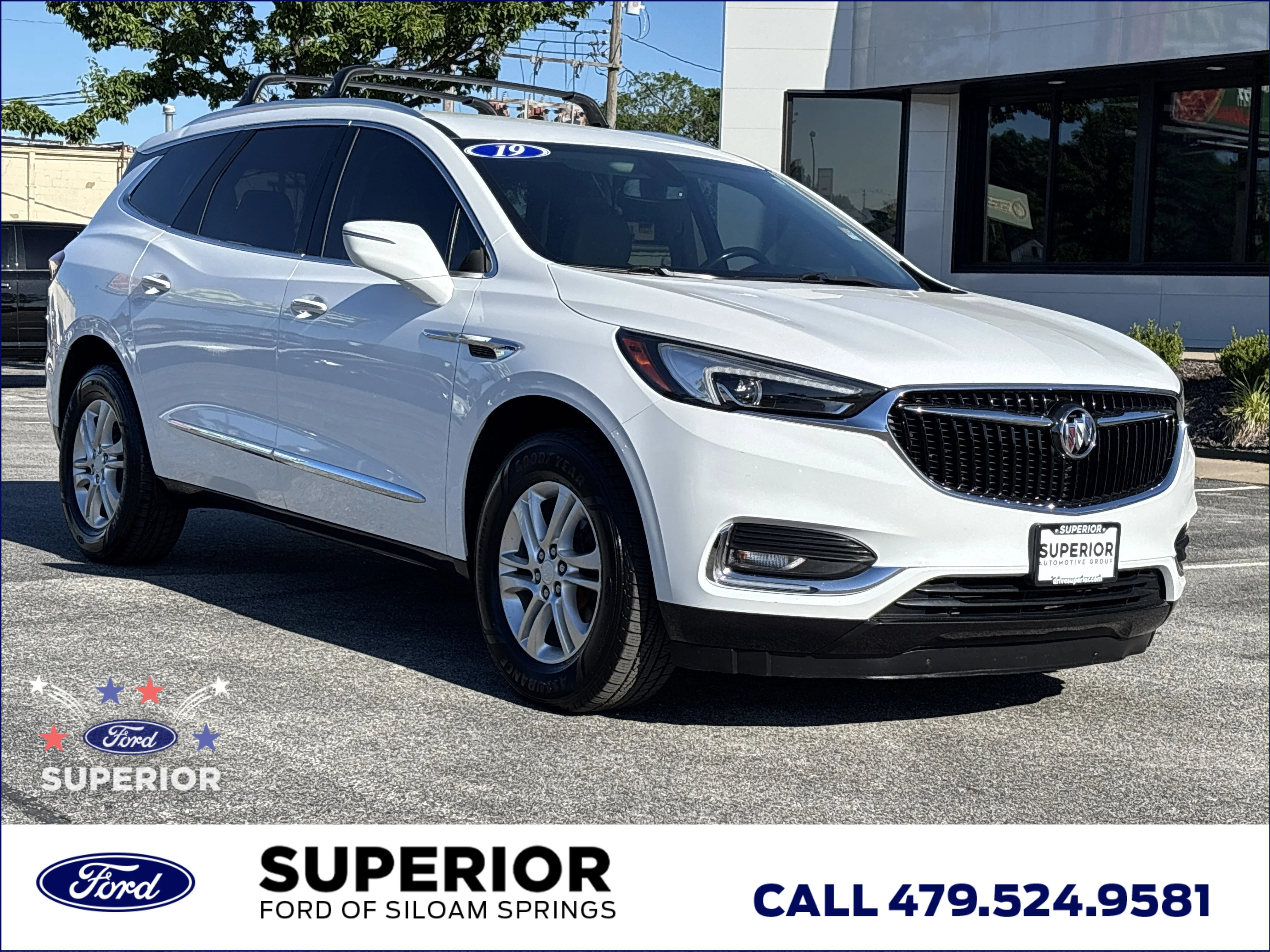 2019 Buick Enclave Essence's photo