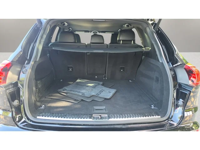 Used 2018 Black Porsche Base image 35