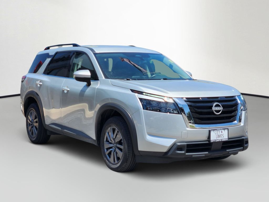 Certified Used 2025 Silver Nissan SV image 3