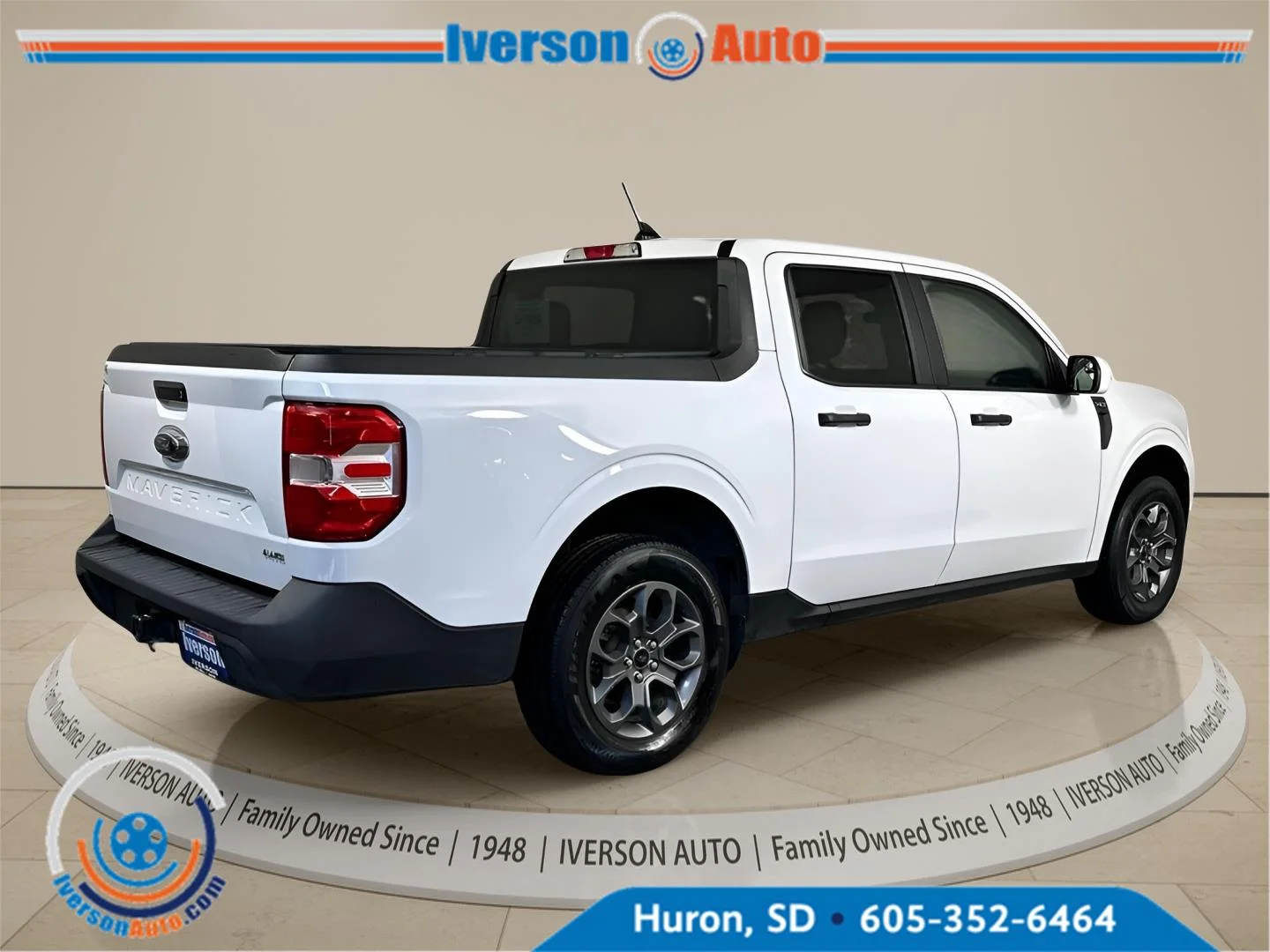 Used 2023 Oxford White Ford XLT image 12