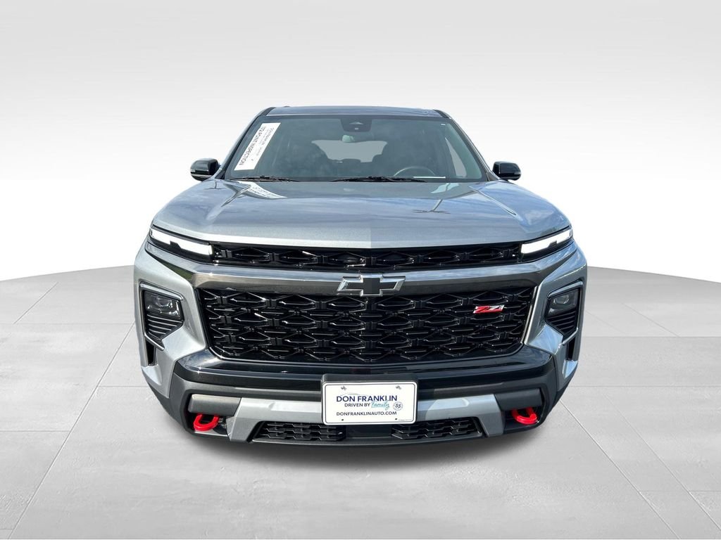 Used 2025 Gray Chevrolet Z71 image 8