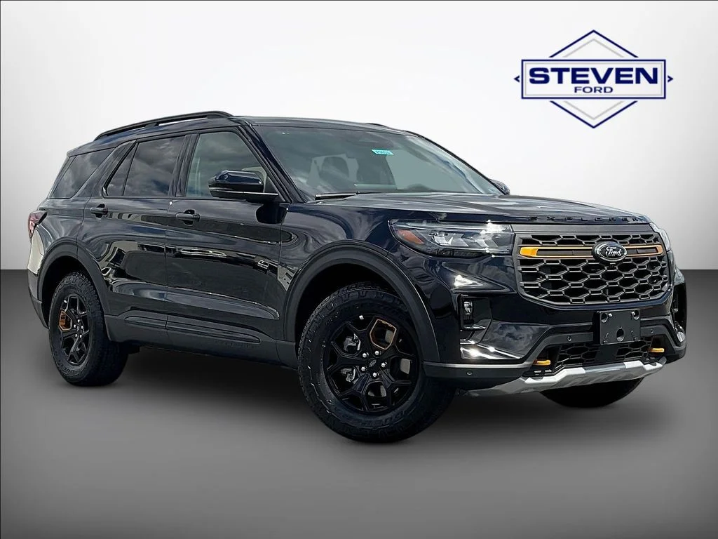 New 2026 Agate Black Metallic Ford Tremor® image 1