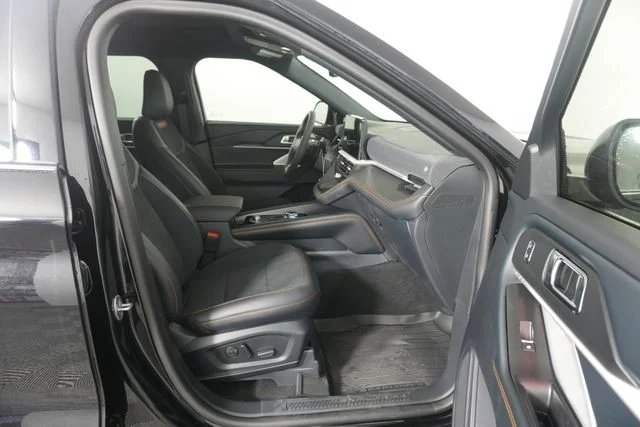 New 2026 Agate Black Metallic Ford Tremor® image 34