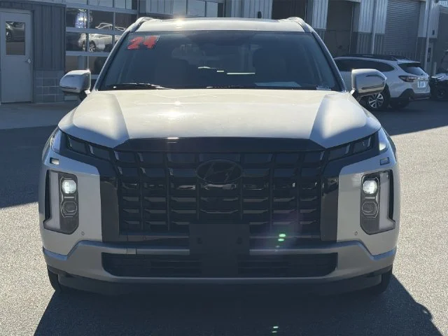 Used 2024 Silver Hyundai SEL image 16