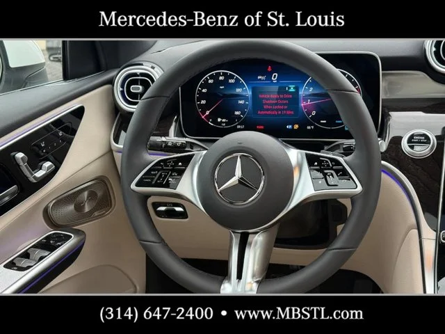 New 2027 Polar White Mercedes-Benz GLC 300 image 9