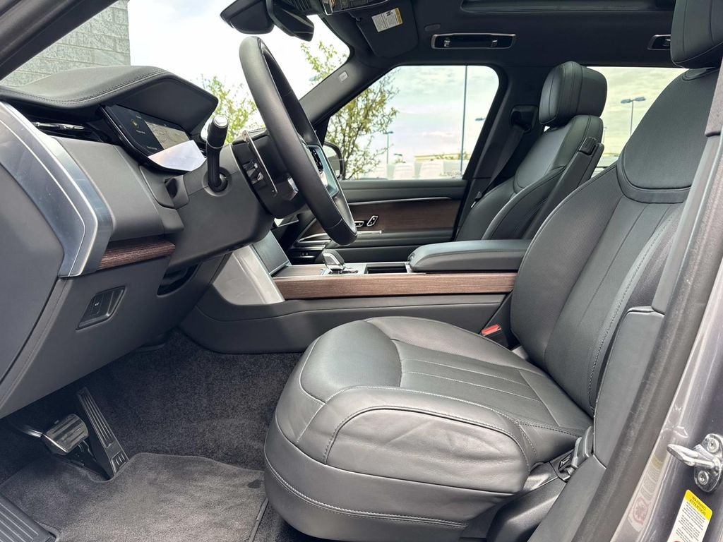 Certified Used 2024 Eiger Gray Metallic Land Rover SE image 20