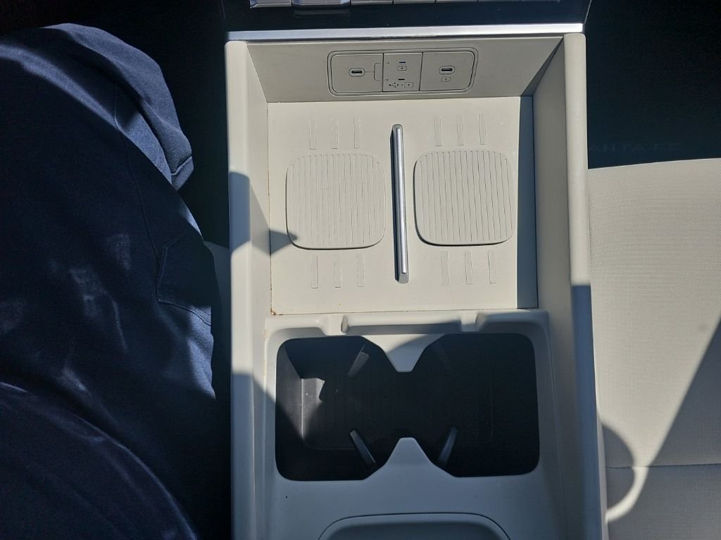 2025 Hyundai Santa Fe SE - Photo 20