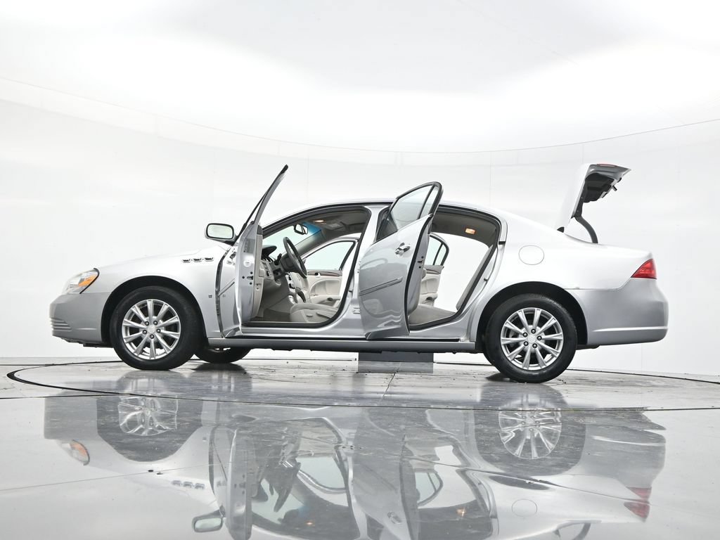 Used 2009 Quicksilver Metallic Buick CX image 57