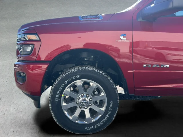 New 2026 Molten Red Pearl-Coat Exterior Paint RAM Big Horn image 23