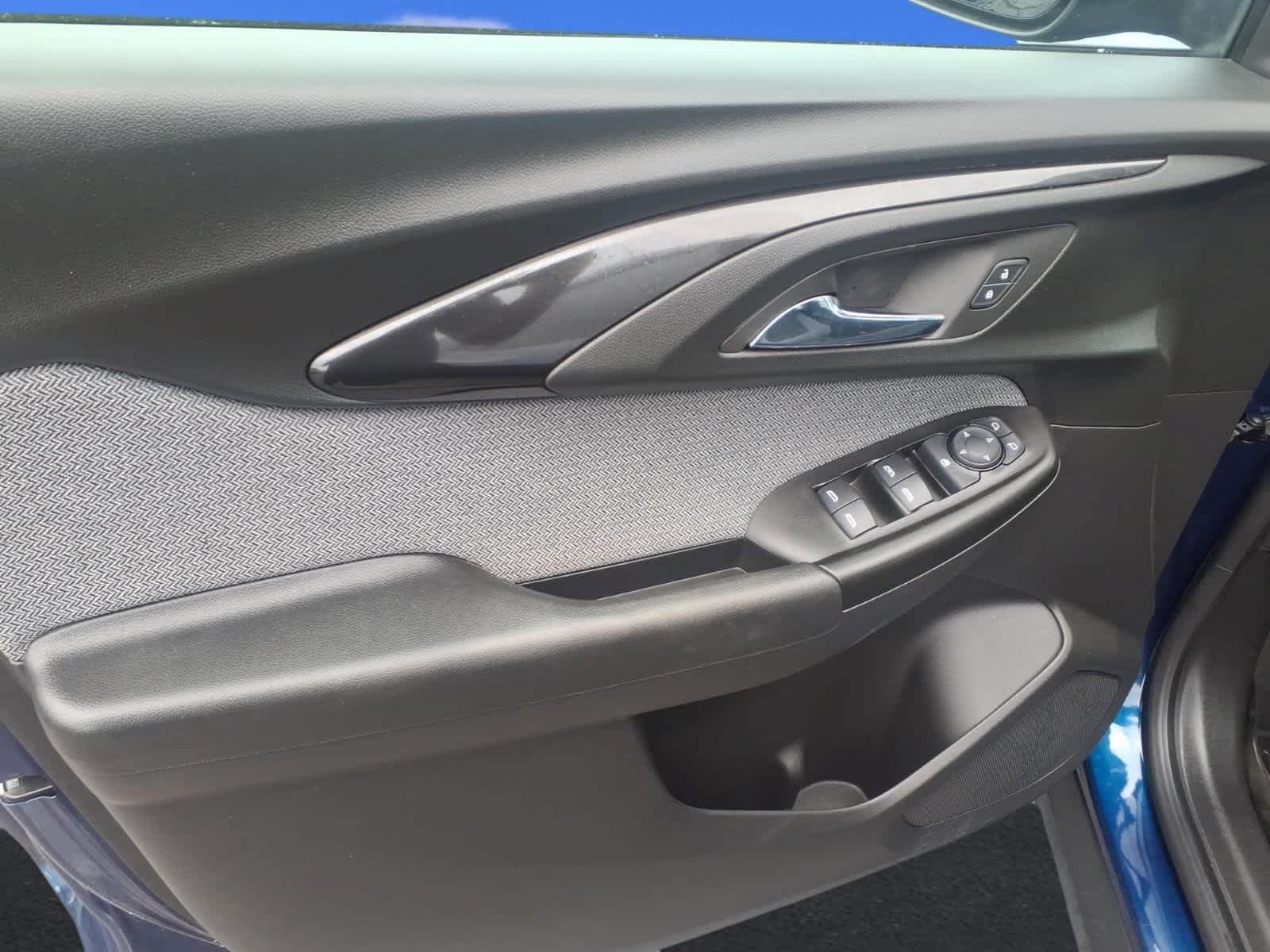 Used 2022 Blue Glow Metallic Chevrolet LT image 15