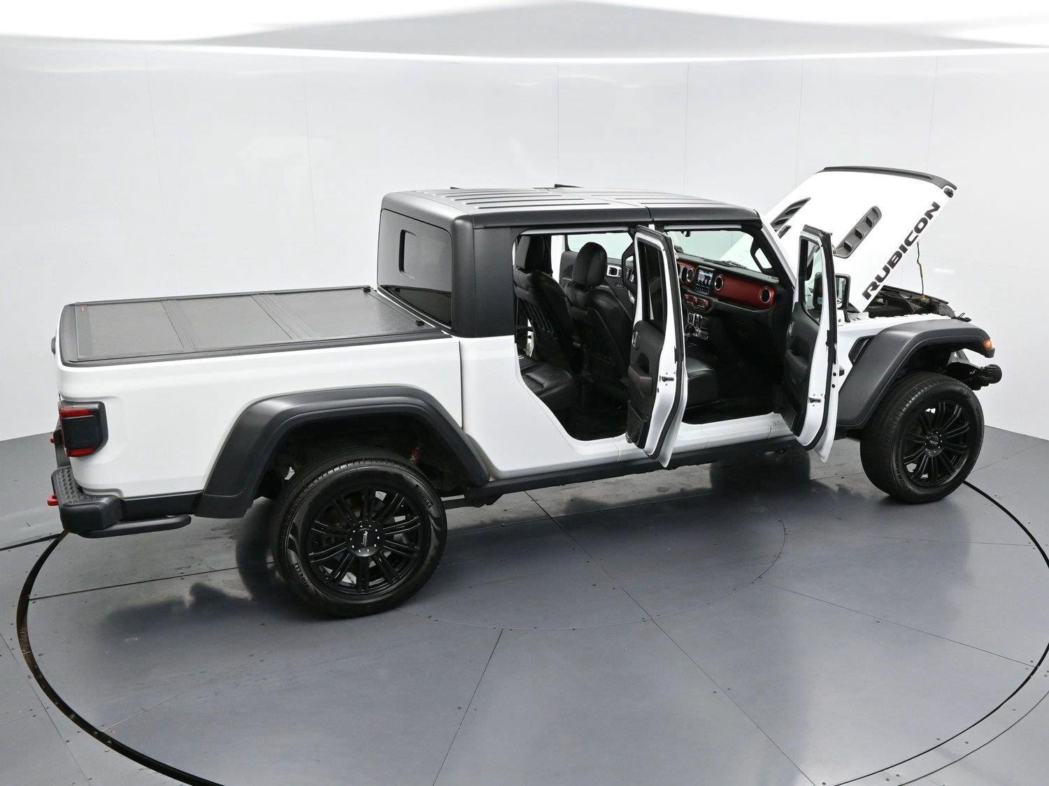 Used 2021 Bright White Clearcoat Jeep Rubicon image 38
