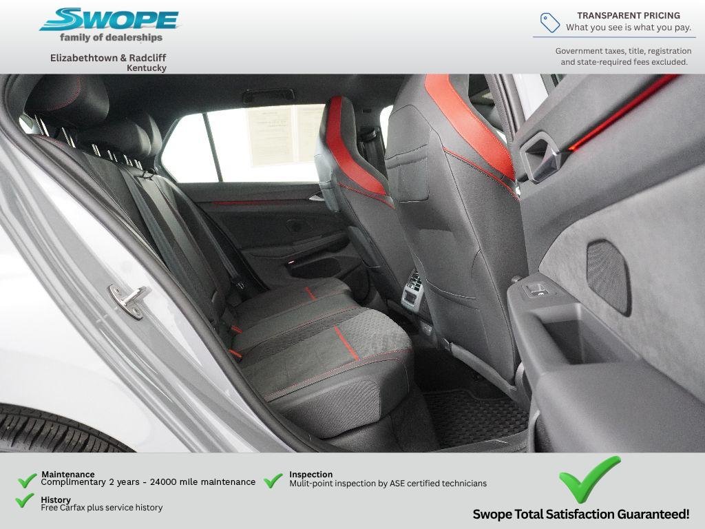 Used 2025 Moonstone Gray Volkswagen SE image 13