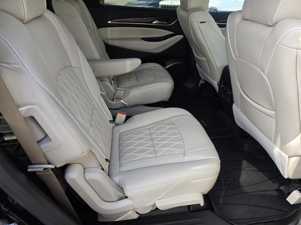 2023 Buick Enclave Avenir - Photo 19