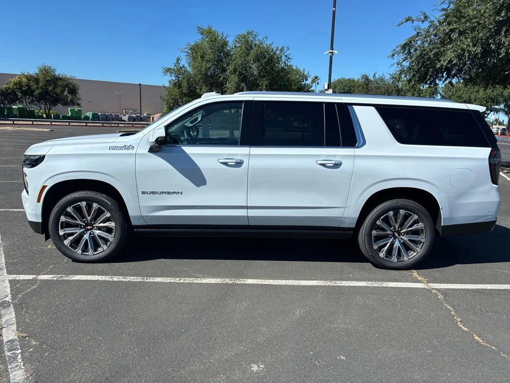 New 2026 Polar White Tricoat Chevrolet High Country image 6
