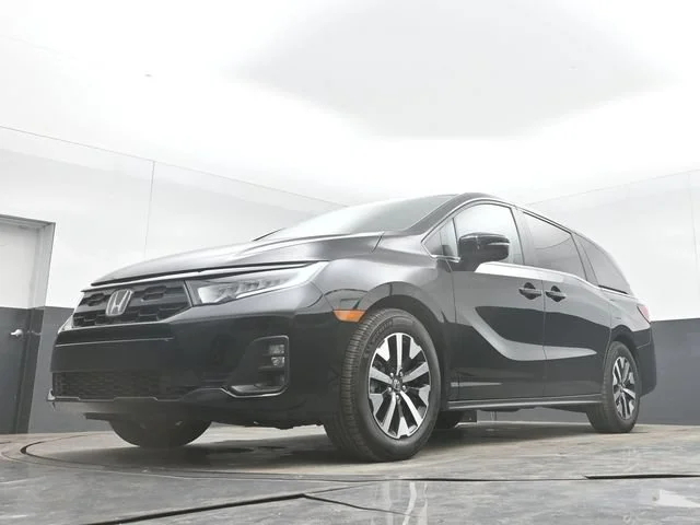 2025 Honda Odyssey EX-L - Photo 101