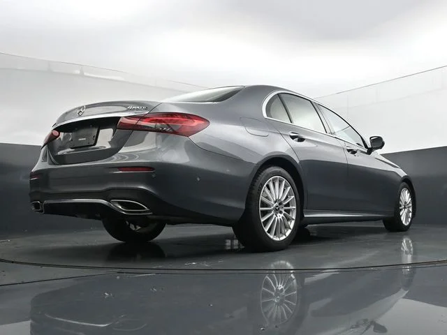 Used 2023  Mercedes-Benz E 350 image 29