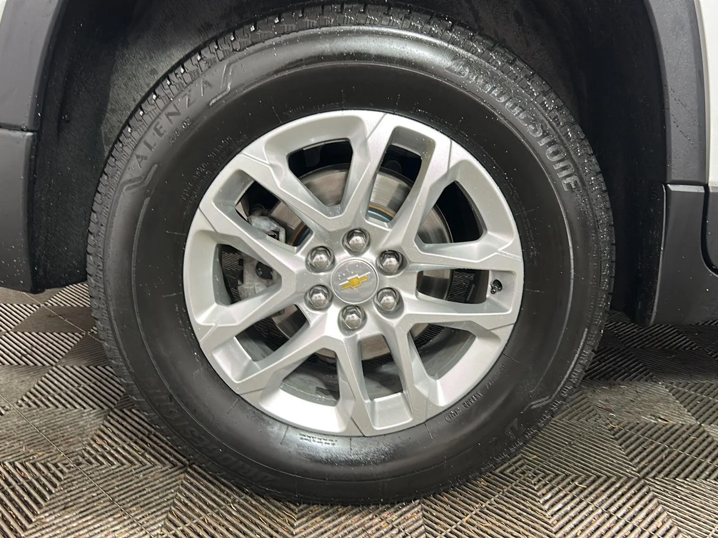 Used 2023 Summit White Chevrolet LS image 2