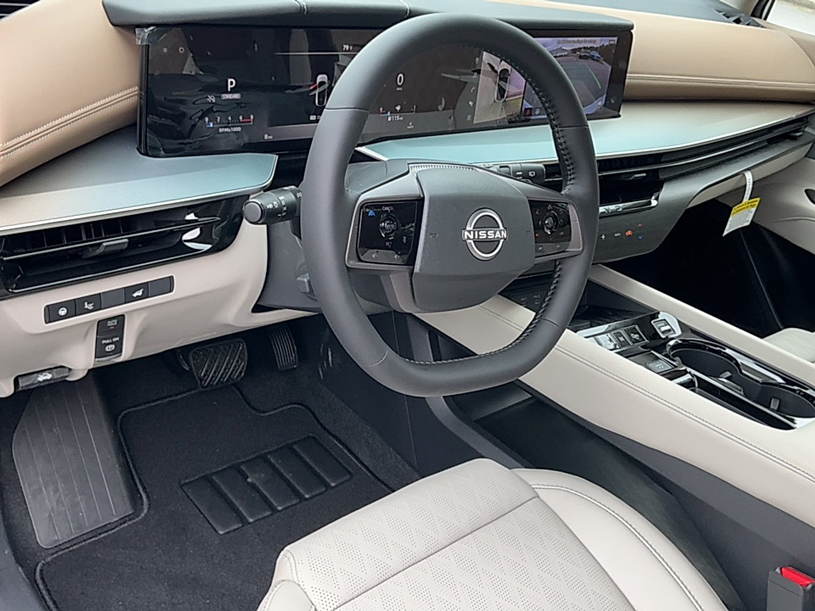 New 2026 Everest White Pearl Tricoat Nissan Platinum image 8