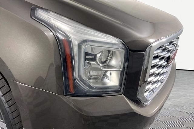 Used 2019 Gray GMC Denali image 28