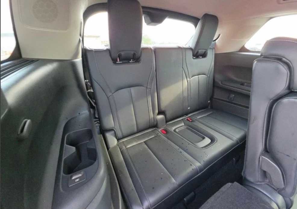 Certified Used 2023 White INFINITI LUXE image 14