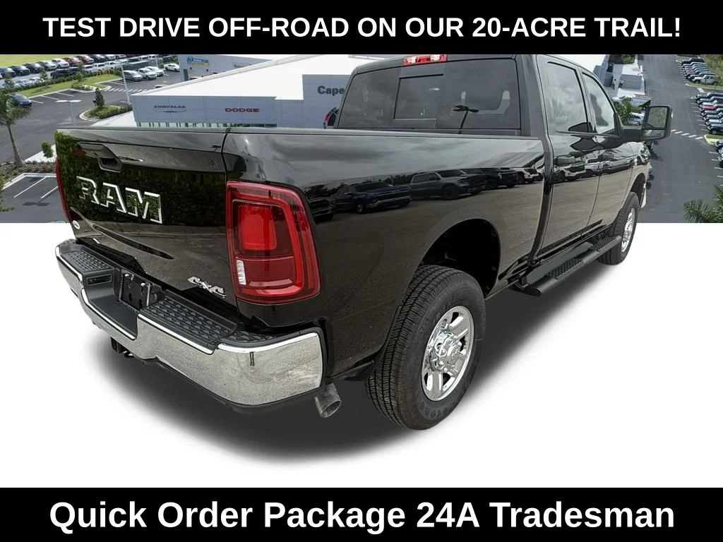 New 2026 Diamond Black Crystal Pearl-Coat Exterior Paint RAM Tradesman image 4