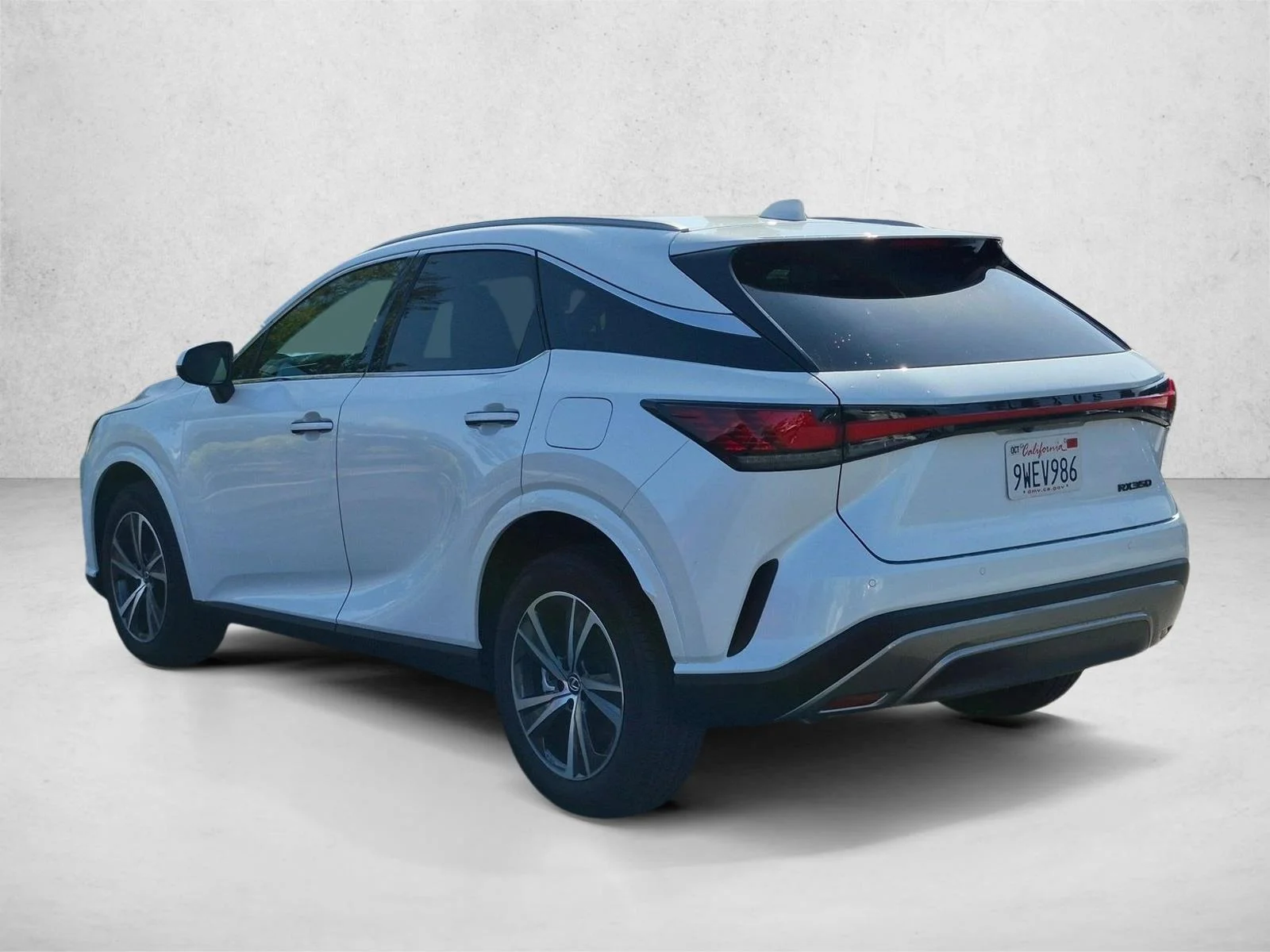Certified Used 2025 Eminent White Pearl Lexus RX 350 image 9