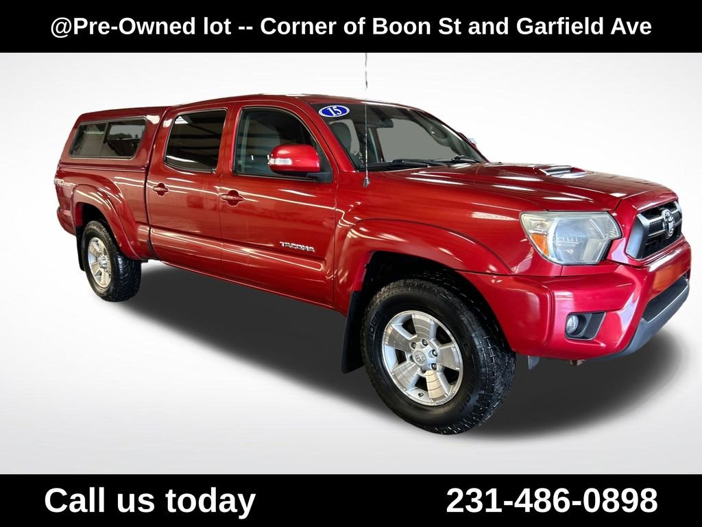 Used 2015 Red Toyota Base image 7