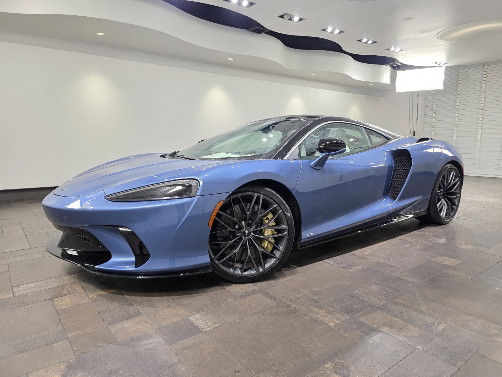 2026 McLaren GTS Base