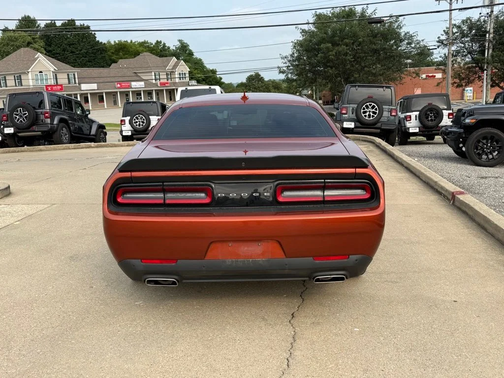 Used 2023 Orange Dodge SXT image 7