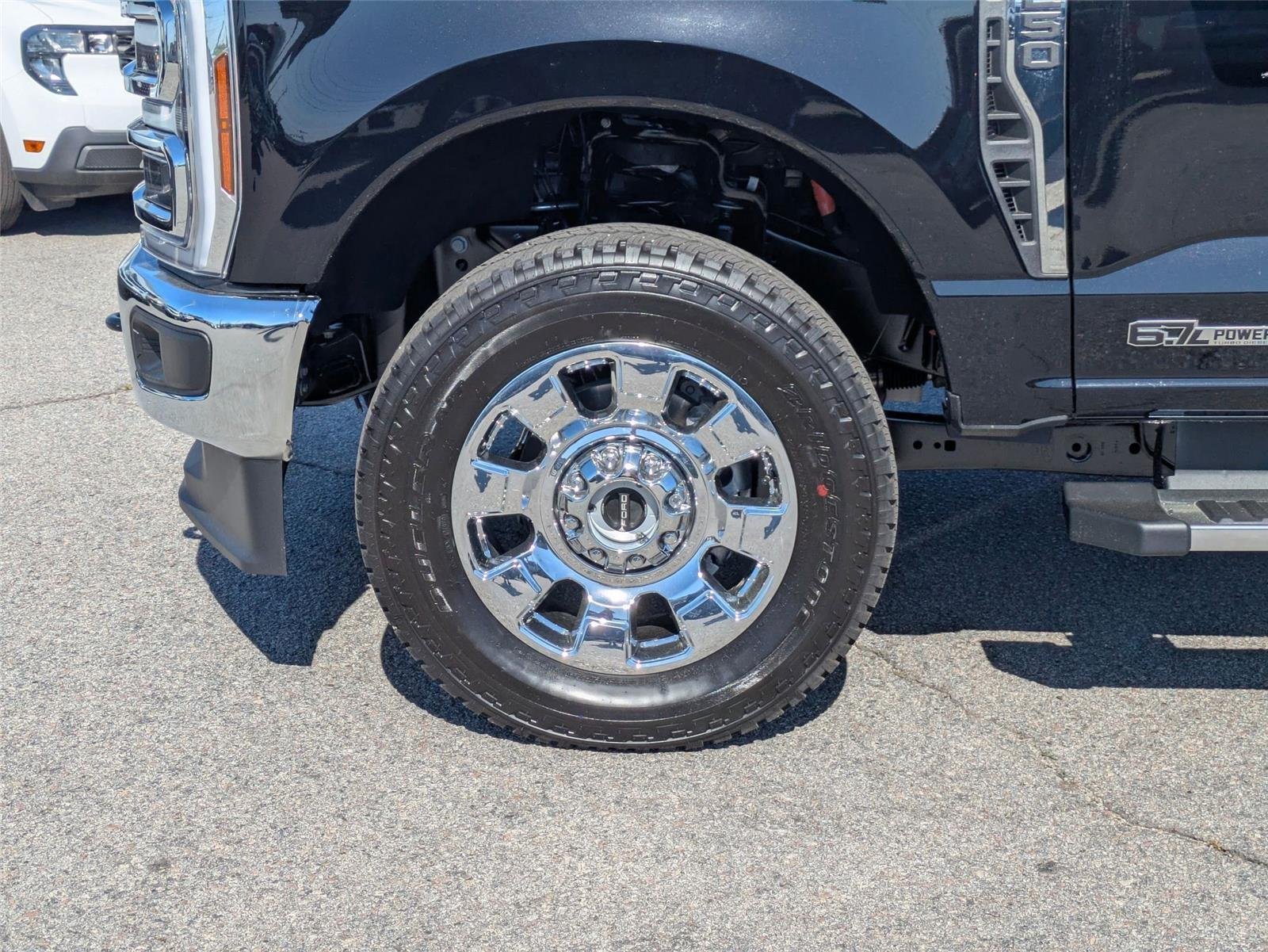 New 2026 Agate Black Metallic Ford F-250® Lariat® image 10