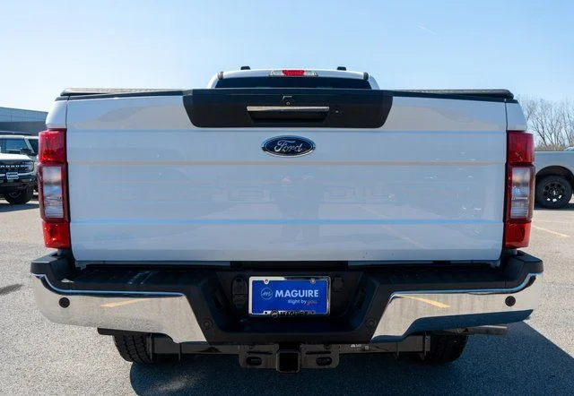 Used 2022 White Ford Lariat image 7