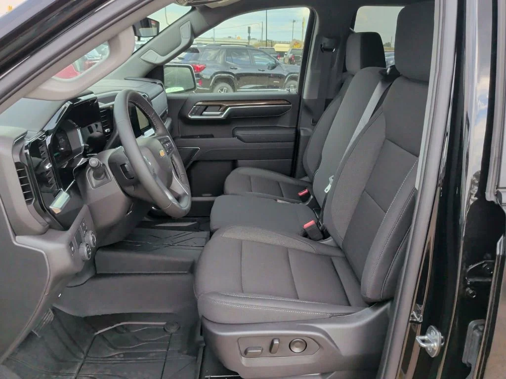 2026 Chevrolet Silverado 1500 LT - Photo 12