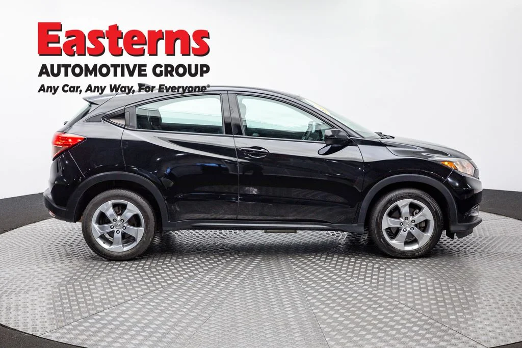 Used 2018 Black Honda LX image 4