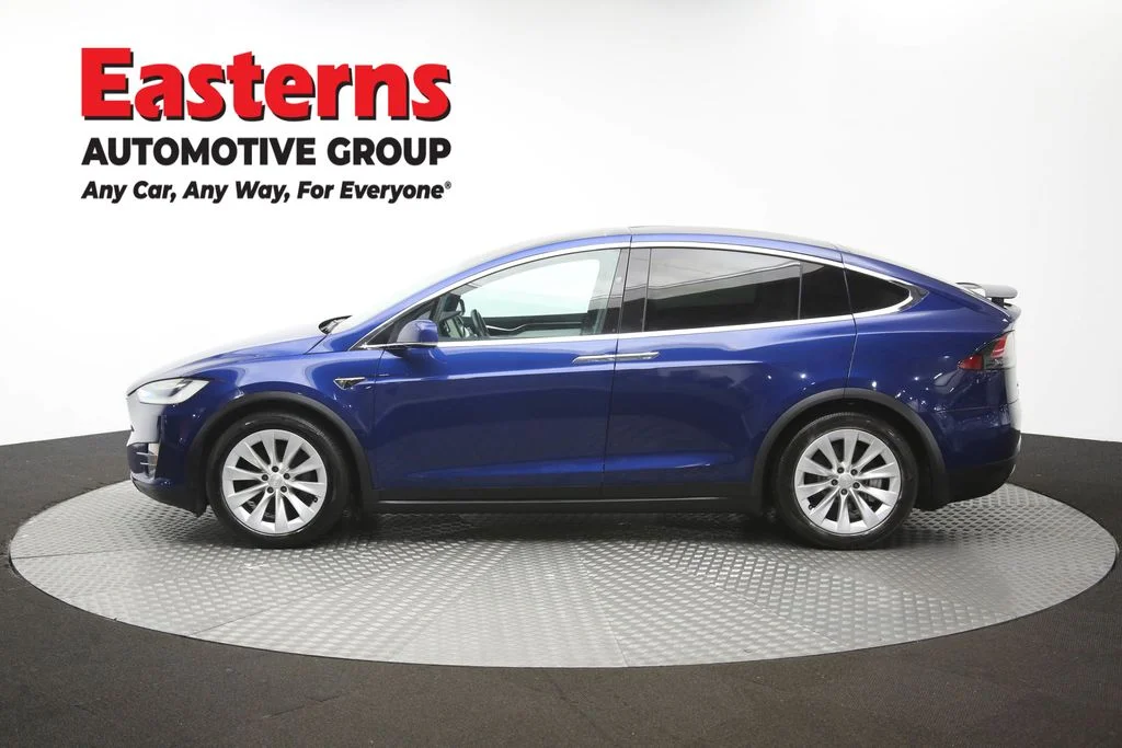 Used 2017 Blue Tesla 100D image 56
