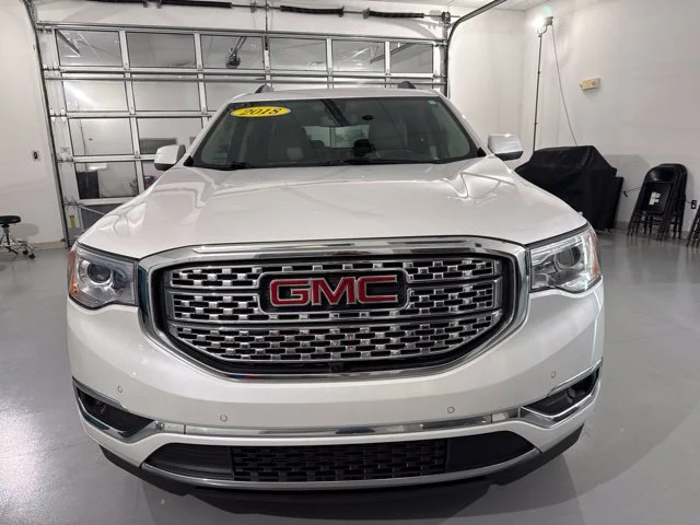 Used 2018 White GMC Denali image 2