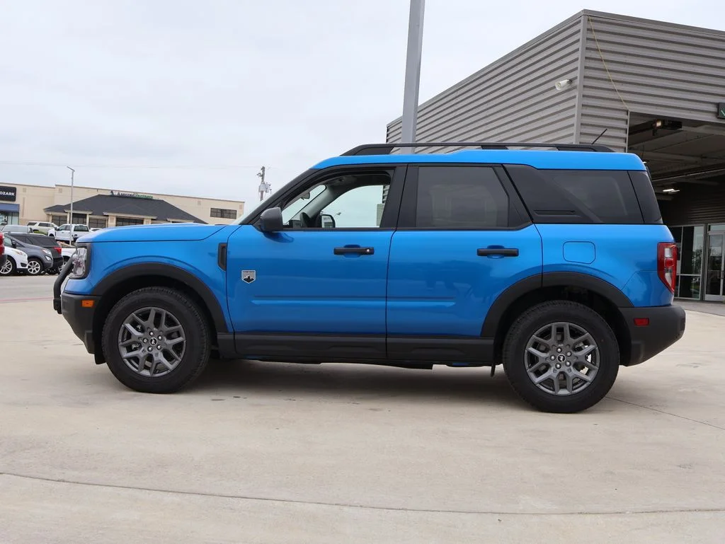 New 2026 Velocity Blue Metallic Ford Big Bend® image 2