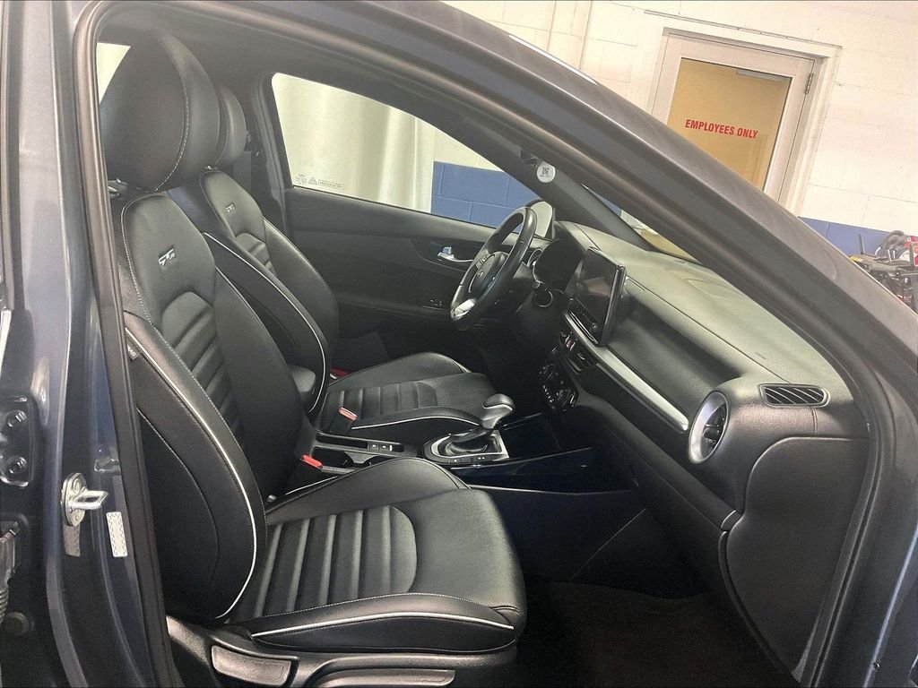 Used 2024 Gray Kia GT-Line image 11