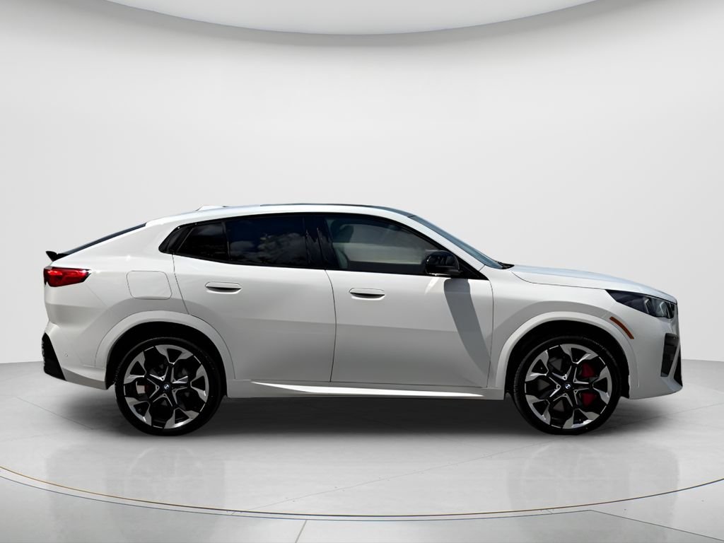 New 2026 Alpine White BMW xDrive28i image 4
