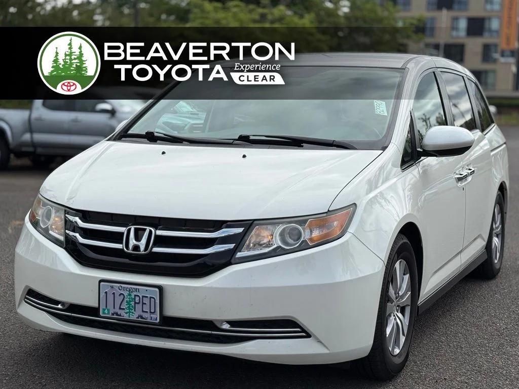 2016 Honda Odyssey SE's photo