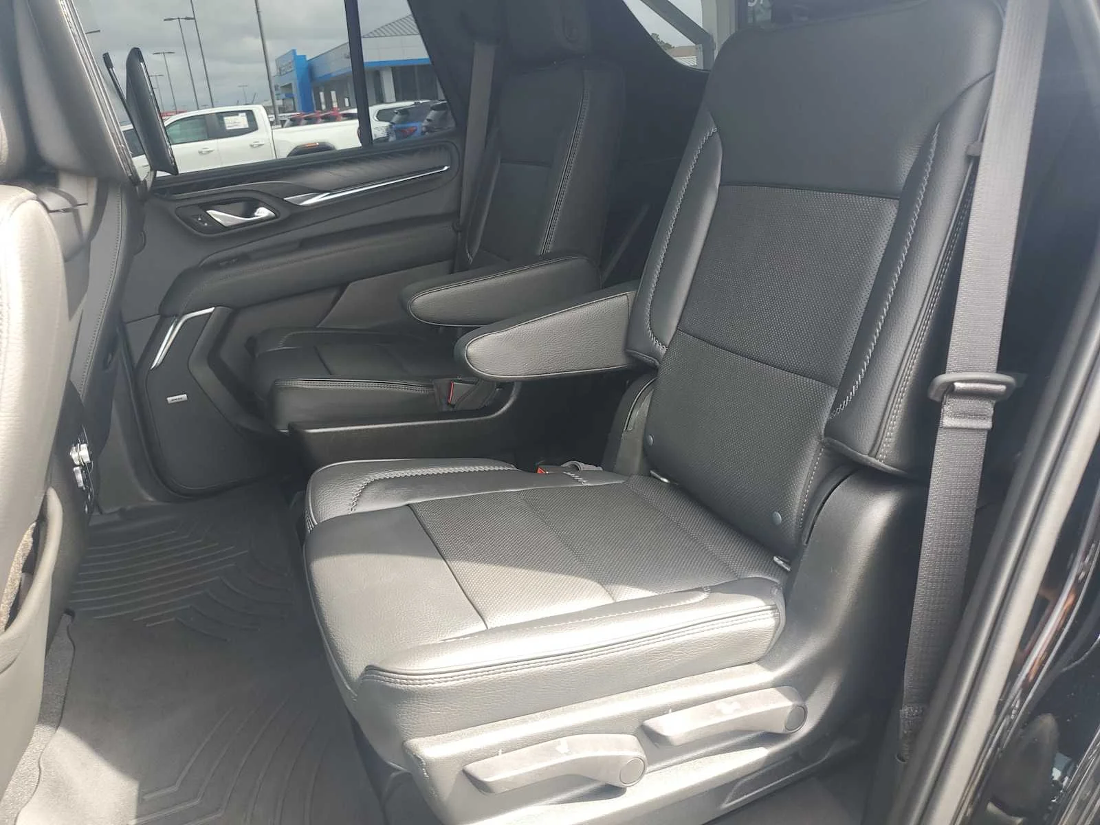 Used 2021 ONYX BLACK GMC Denali image 24