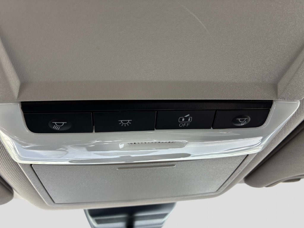 Used 2023 Black Nissan 2.5 SV image 34