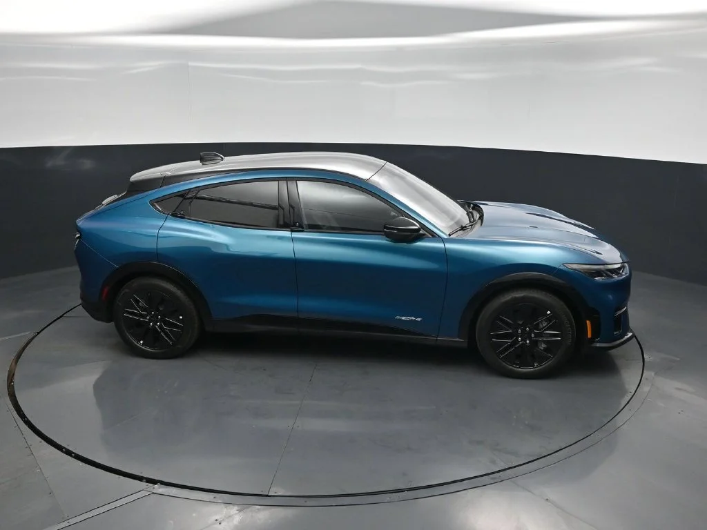 New 2026 Adriatic Blue Metallic Ford Premium image 50