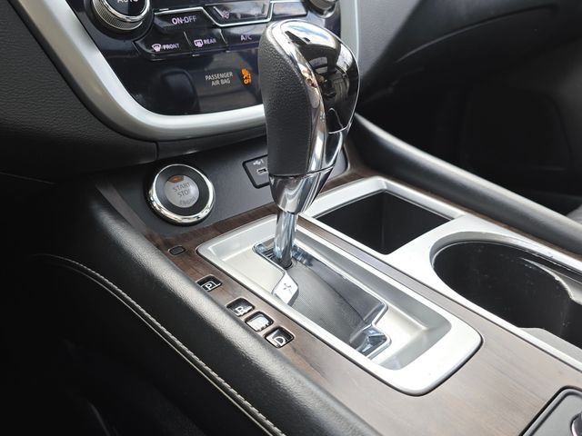 Used 2020 Pearl White Tricoat Nissan Platinum image 39